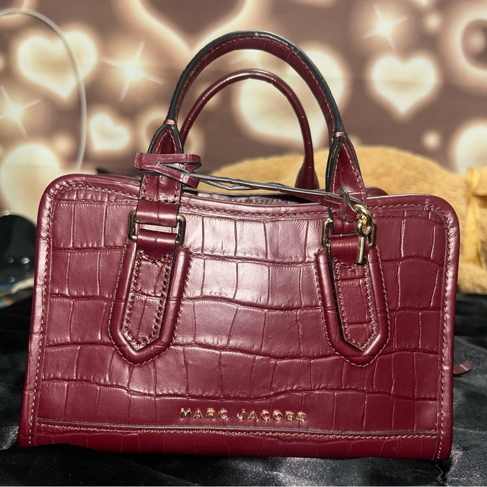 TAKING OFFERS! Marc Jacobs Drifter Croc-Em-bossed Leather Satchel in Syrah